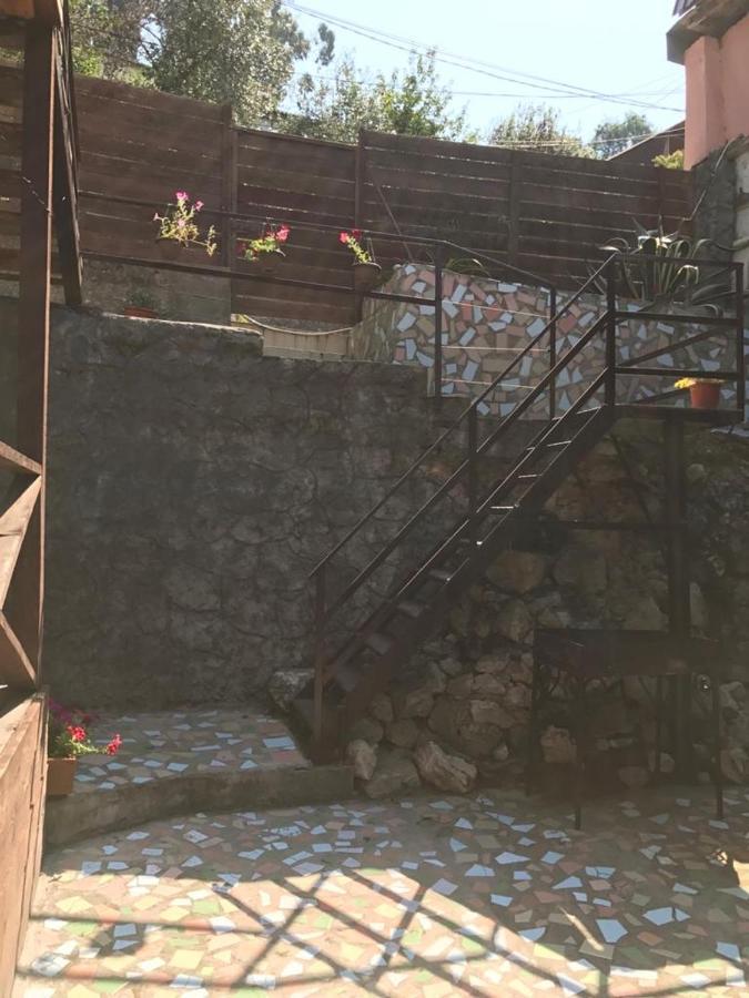Gostevoy Dom Samir Hotel Gagra Exterior photo